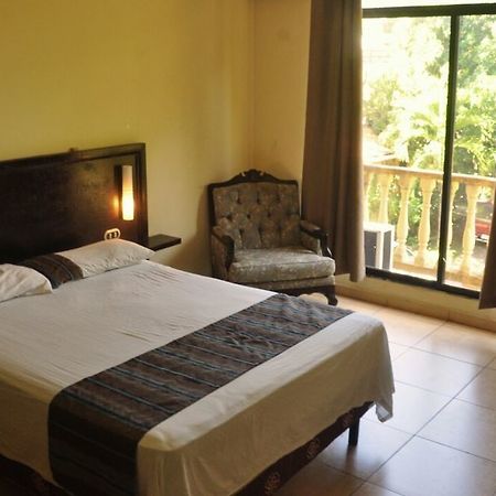 Hotel Molina La Ceiba Eksteriør billede